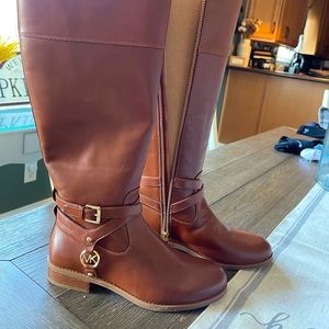 Michael Kors Womens Riding Boots, Brown, Gold Hardware, size 7.5